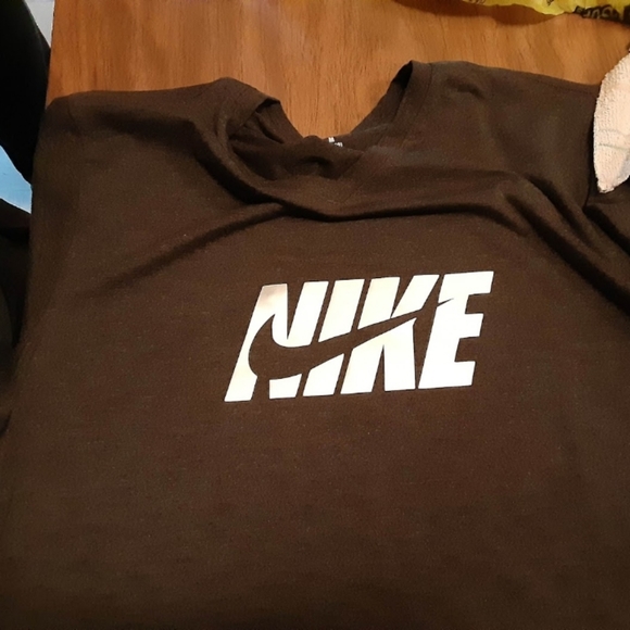 Nike - Picture 7 of 8